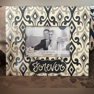GloryHaus frame “Forever” for 5x7 picture
